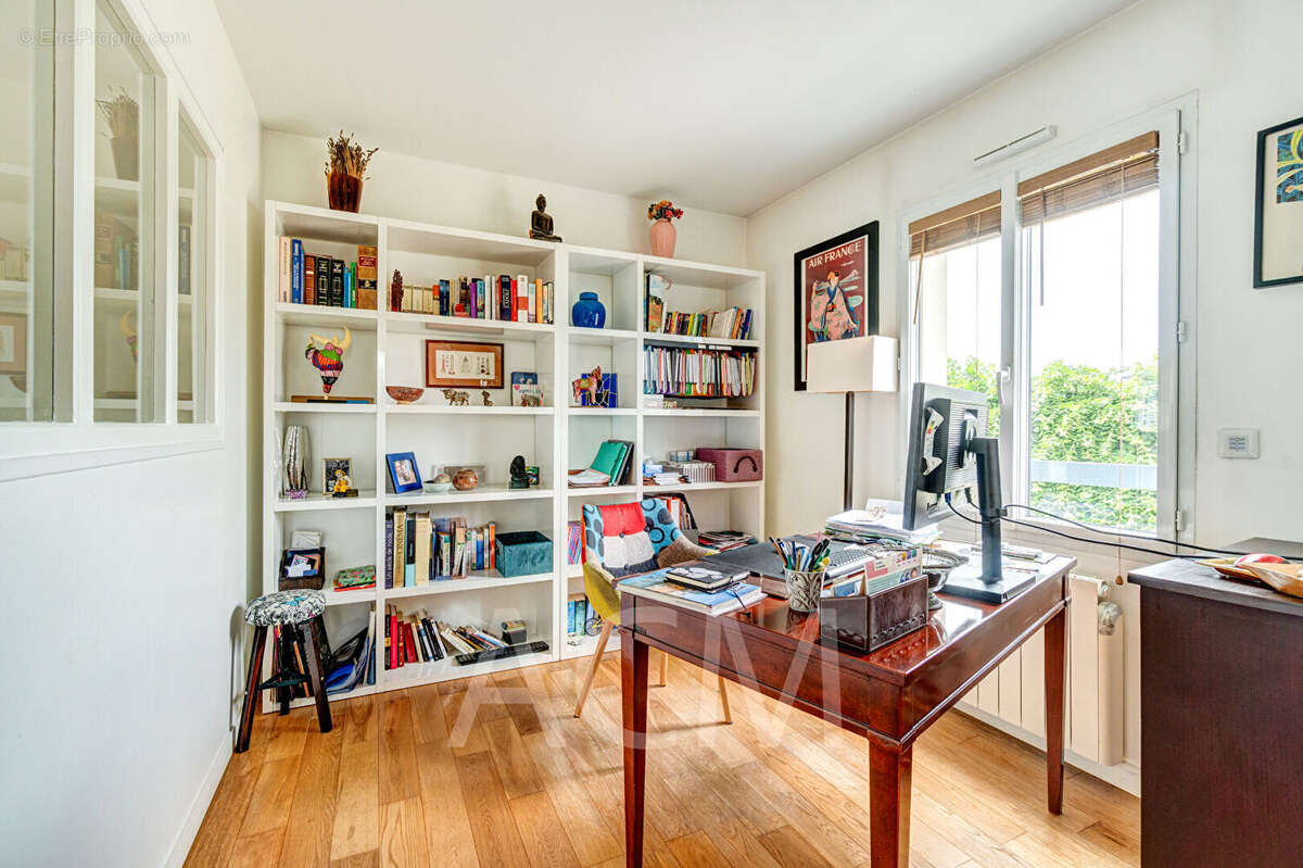 Appartement à MAISONS-LAFFITTE