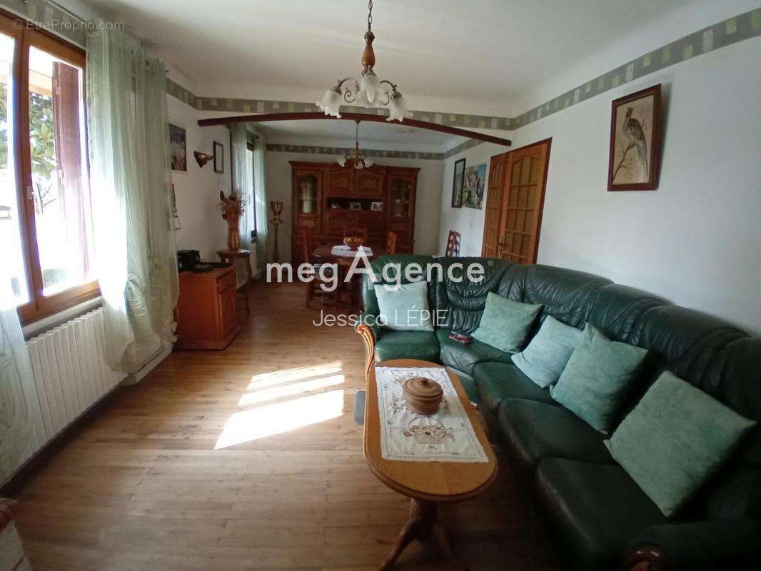 Maison à BEAUVOIR-SUR-NIORT