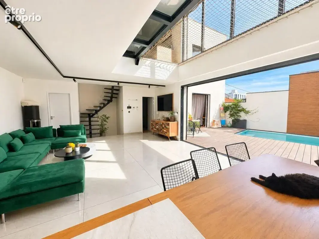 NÎMES JEAN JAURÈS — Maison contemporaine, piscine, garages - photo 3