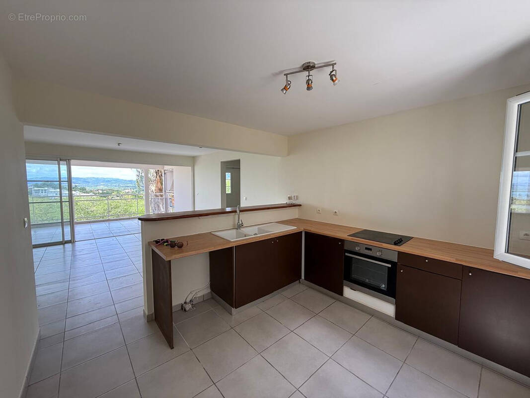 Appartement à LES TROIS-ILETS