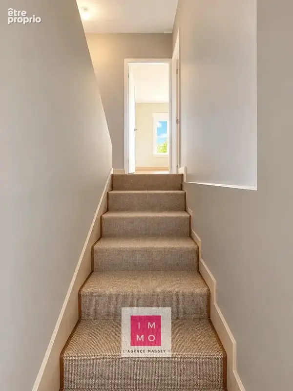 Belle maison familiale de 147 m² avec 5 chambres, terrasses et jardin - photo 23