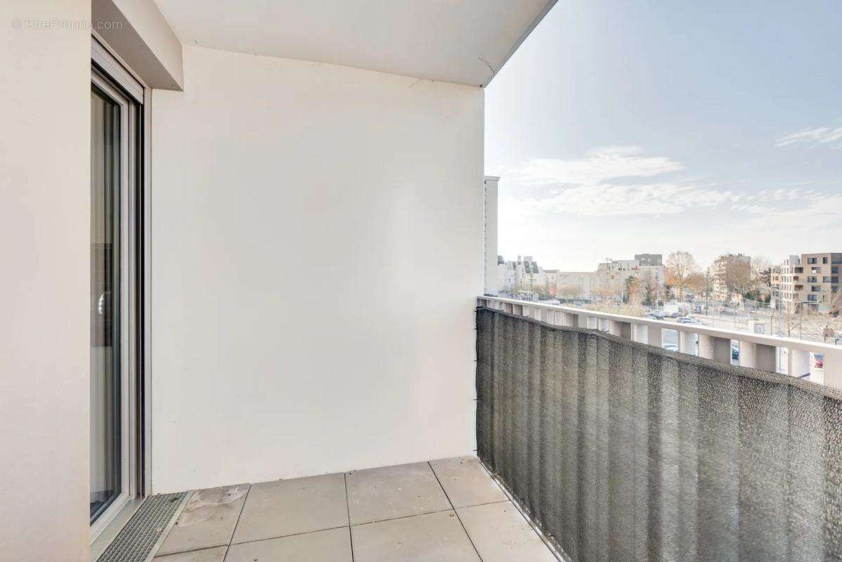 Appartement à EPINAY-SUR-SEINE