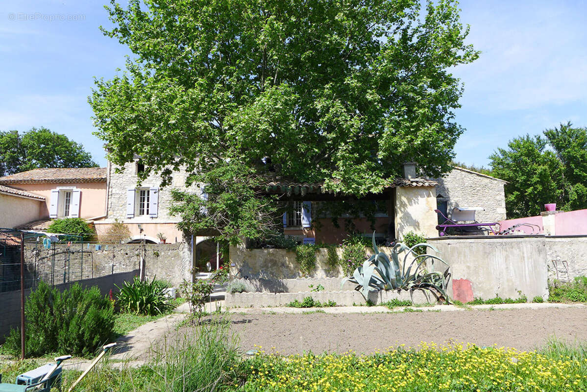 Maison à PIERRELATTE