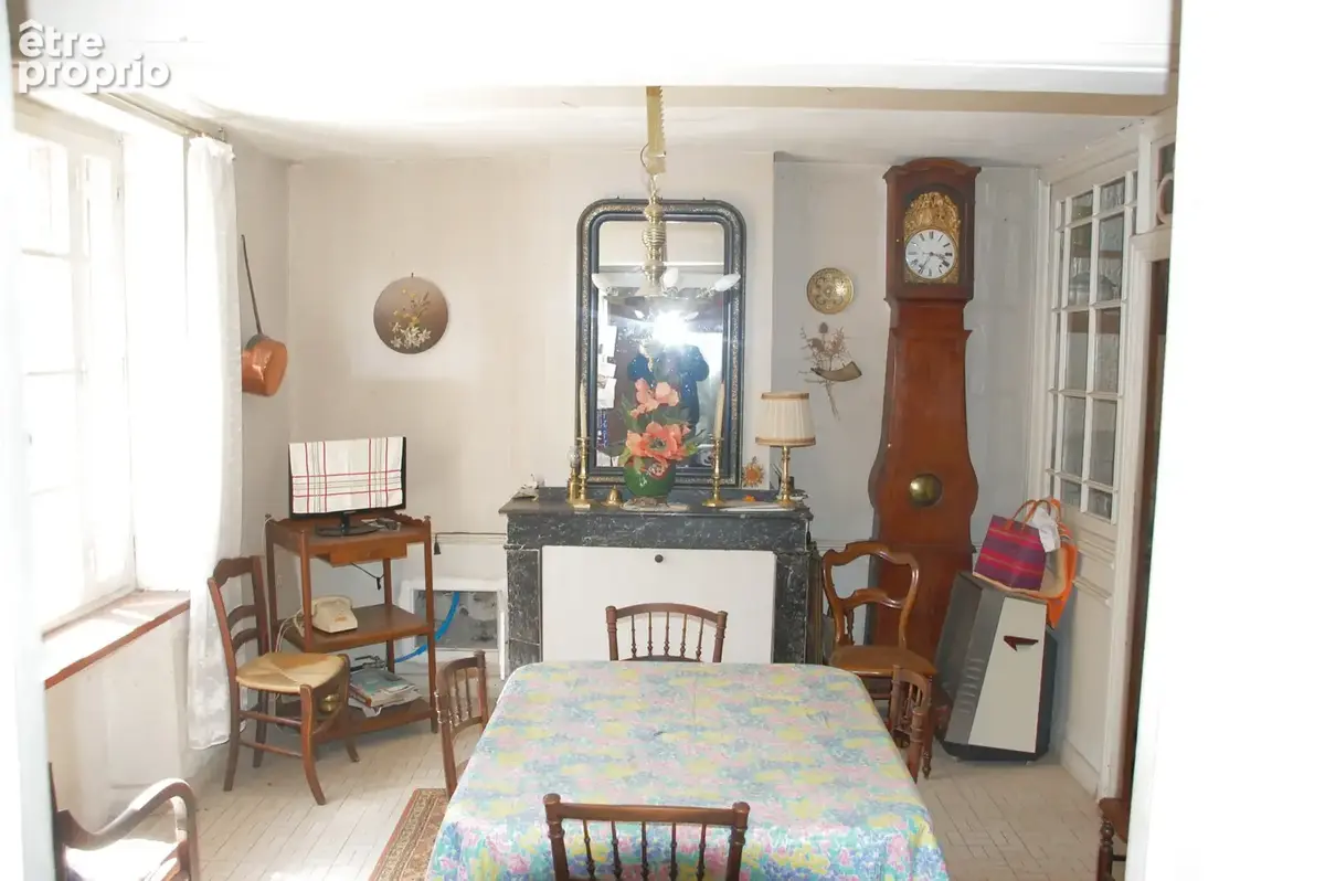 Maison de village avec terrasse et beaux volumes au cœur d'Axat - photo 3