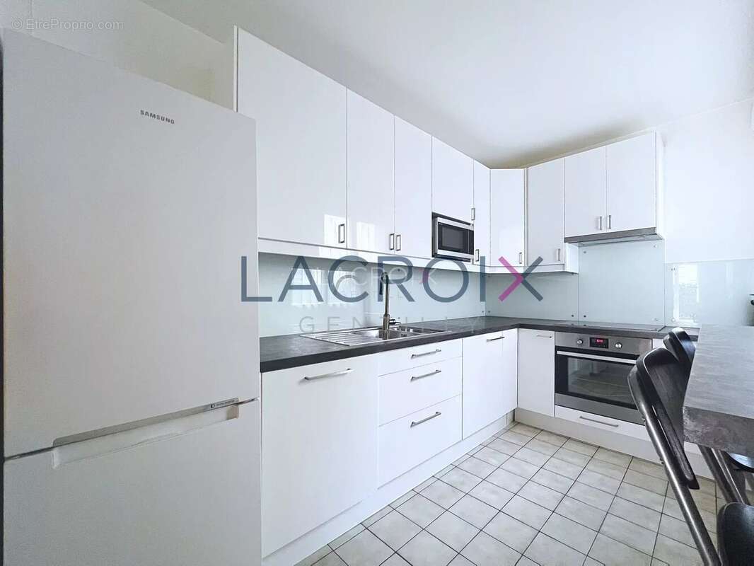 Appartement à L&#039;HAY-LES-ROSES