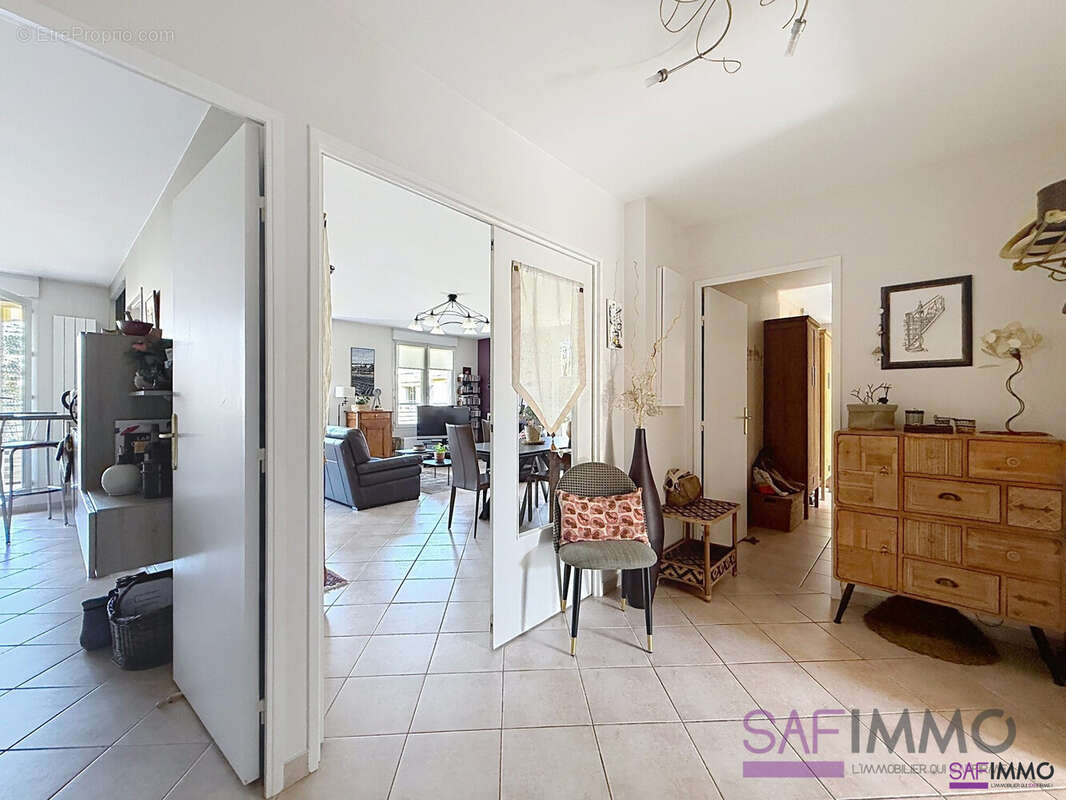 Appartement à SAINTE-FOY-LES-LYON