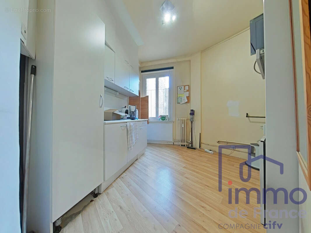 Appartement à SAINT-ETIENNE