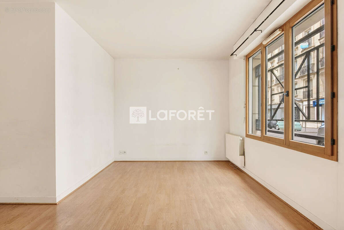 STUDIO Paris 17 ème 1 pièce 33,61m2 - photo 8