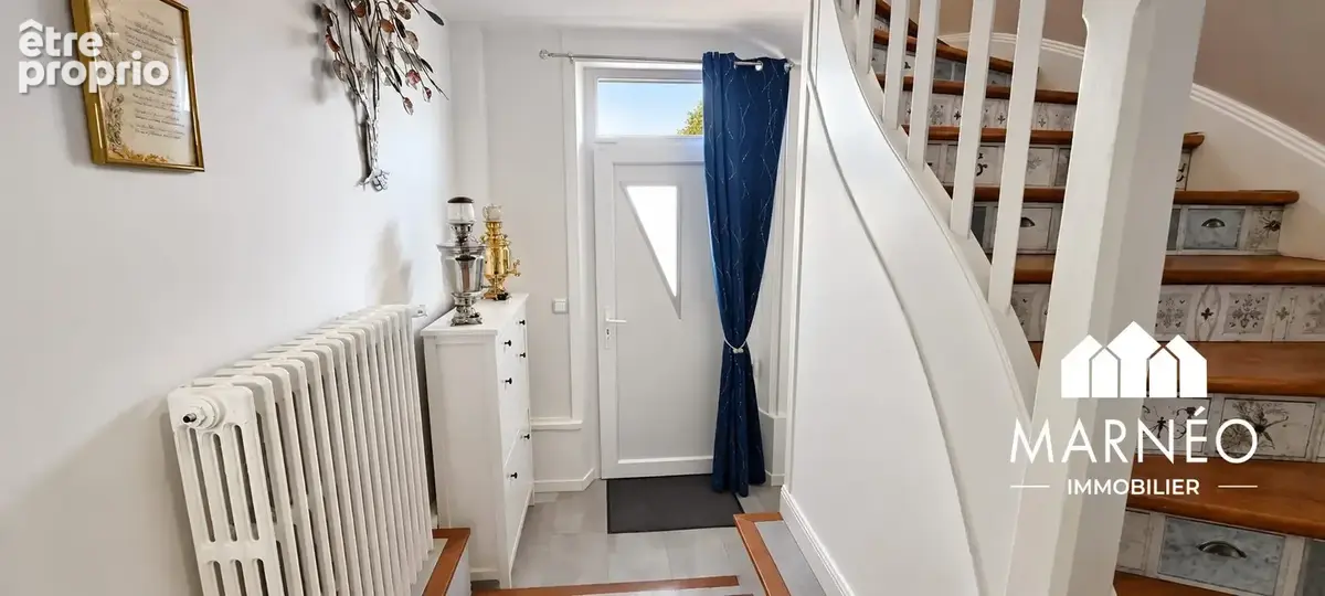 Maison 6 pièces 143 m² à vendre à Chalons-En-Champagne (51000) - photo 2