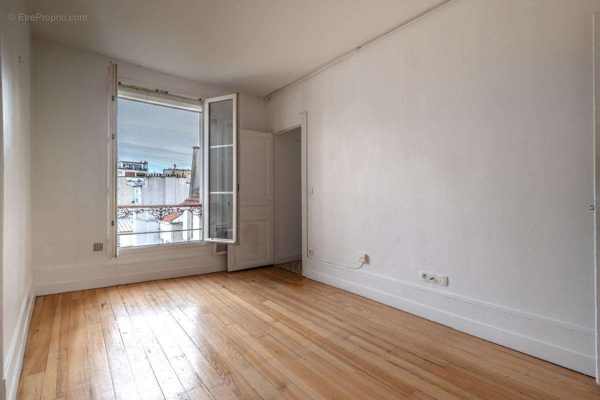 Appartement à PARIS-11E