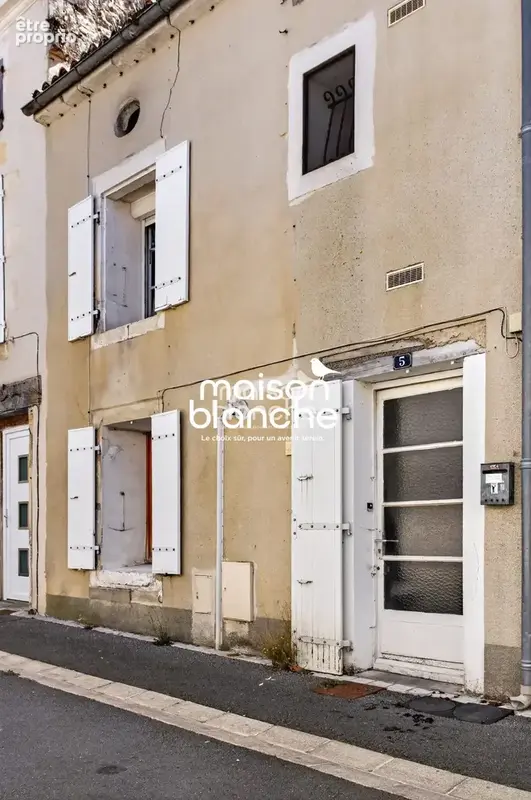 Maison à SURGERES
