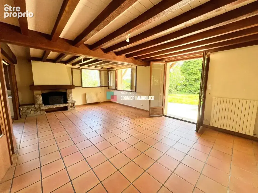 Maison de campagne de 124m² sur 5700m² de terrain - photo 4