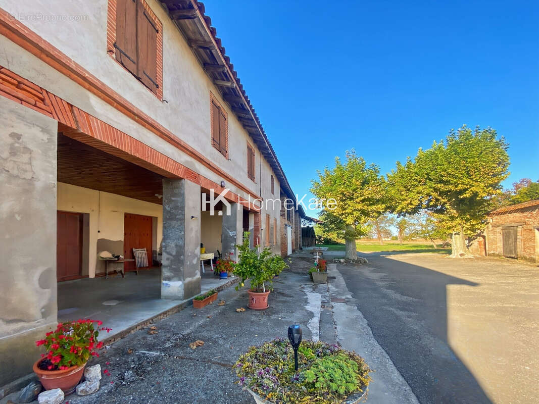 Maison à CASTELSARRASIN