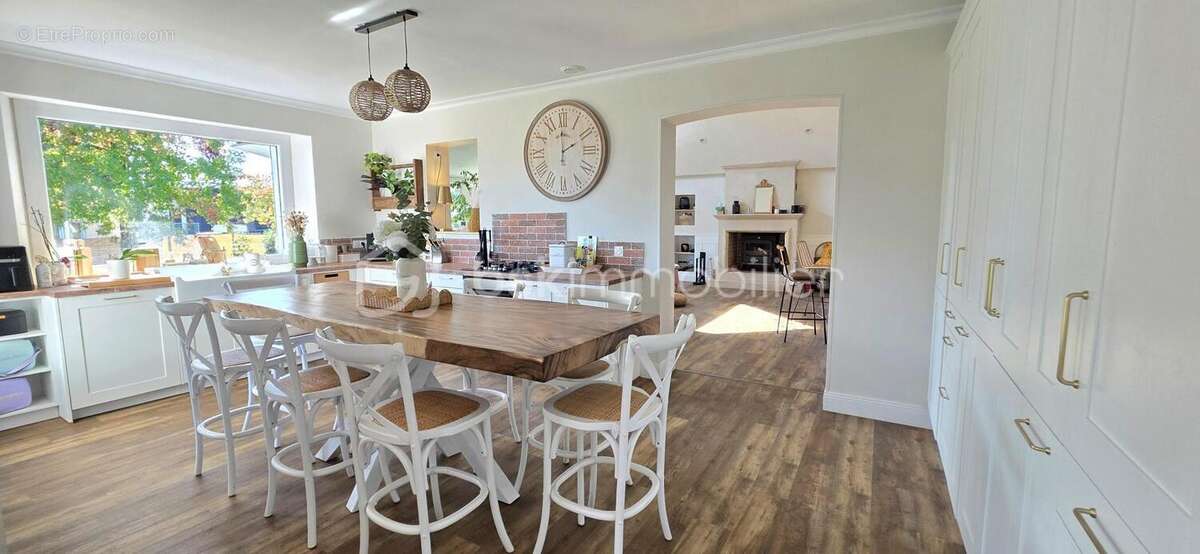 Maison à SAINT-BARTHELEMY-D&#039;ANJOU