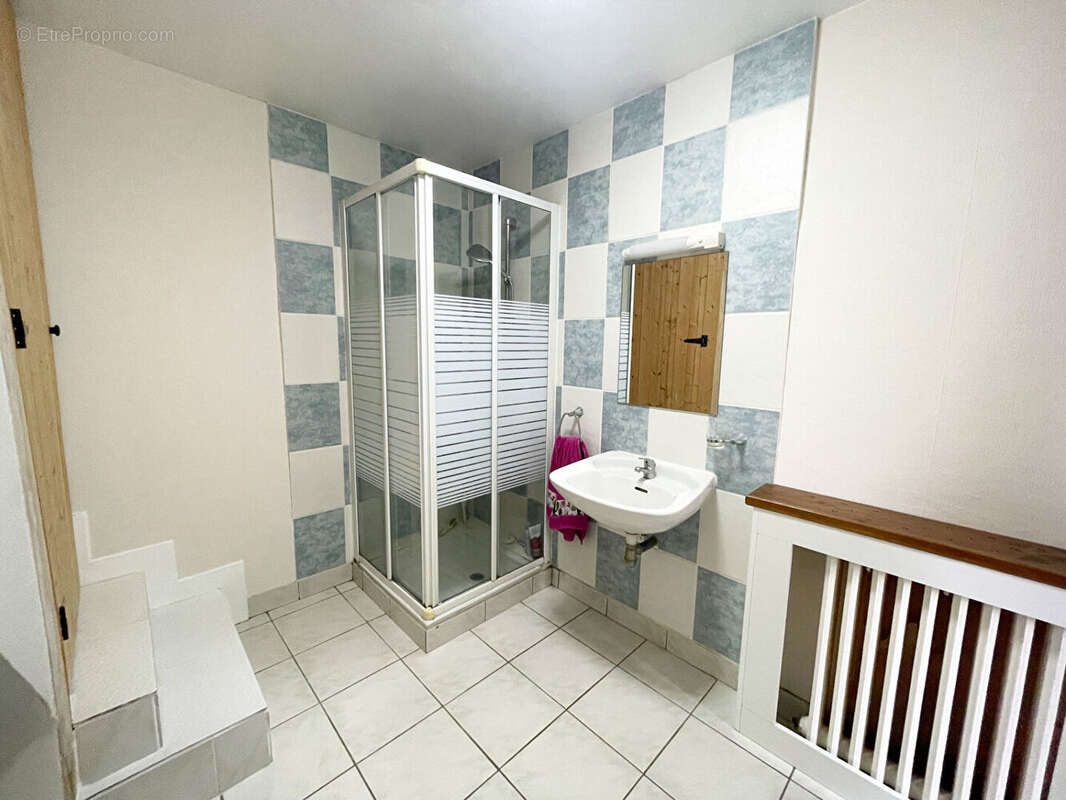 Maison à CARHAIX-PLOUGUER