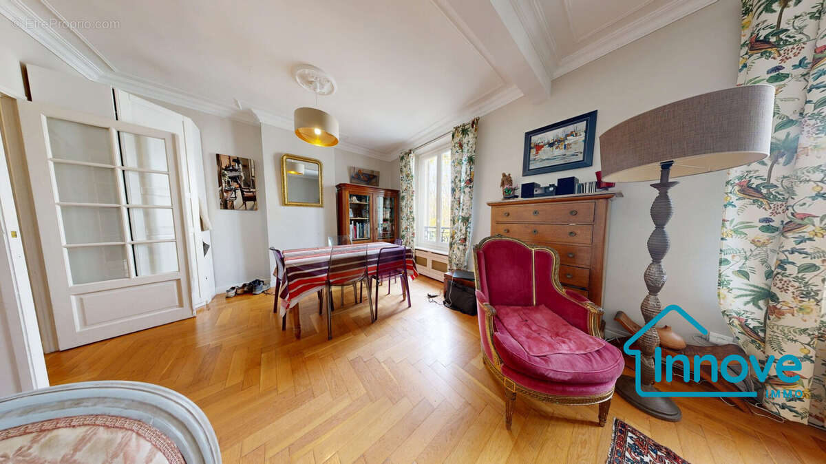 Appartement à VERSAILLES