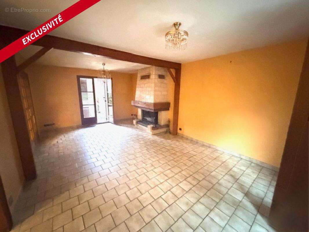 Maison à SAINT-JUST-EN-CHAUSSEE