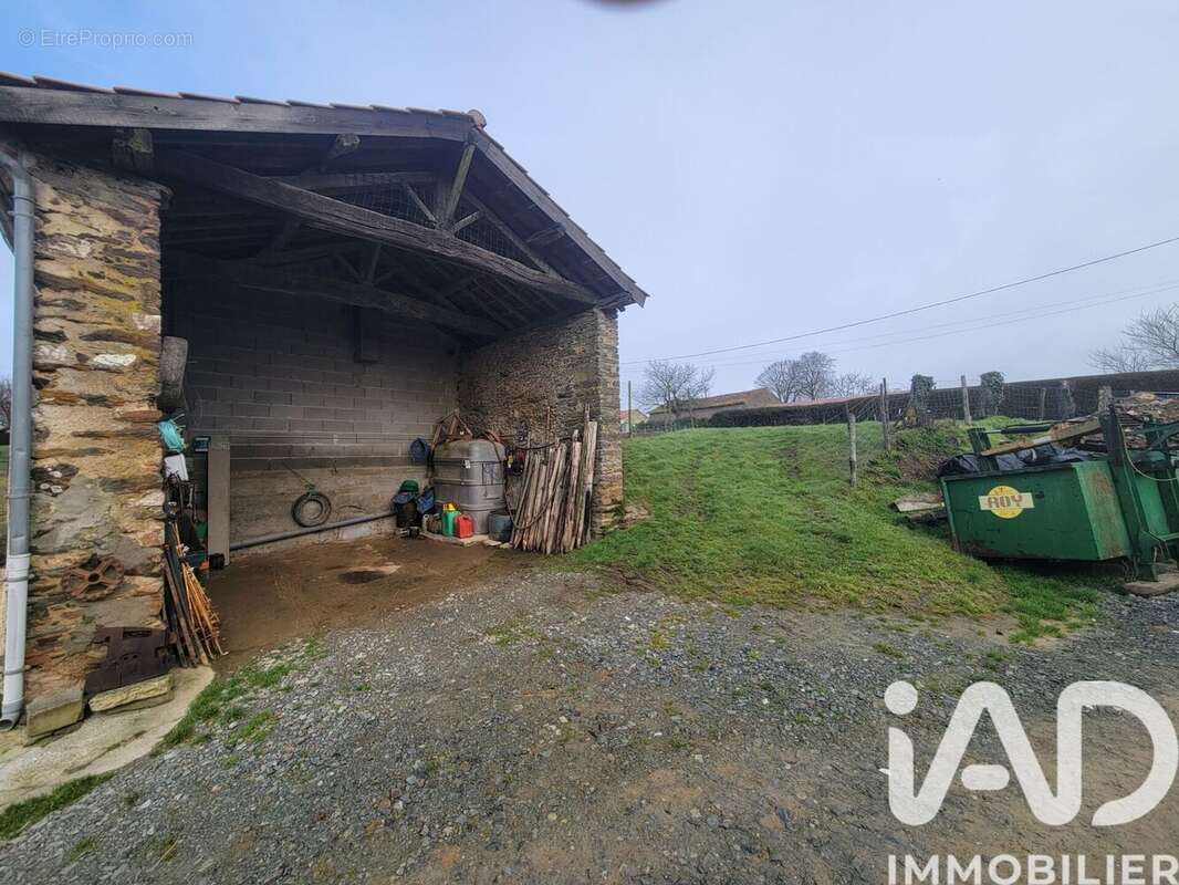Maison 147 m² à Reaumur  - photo 7