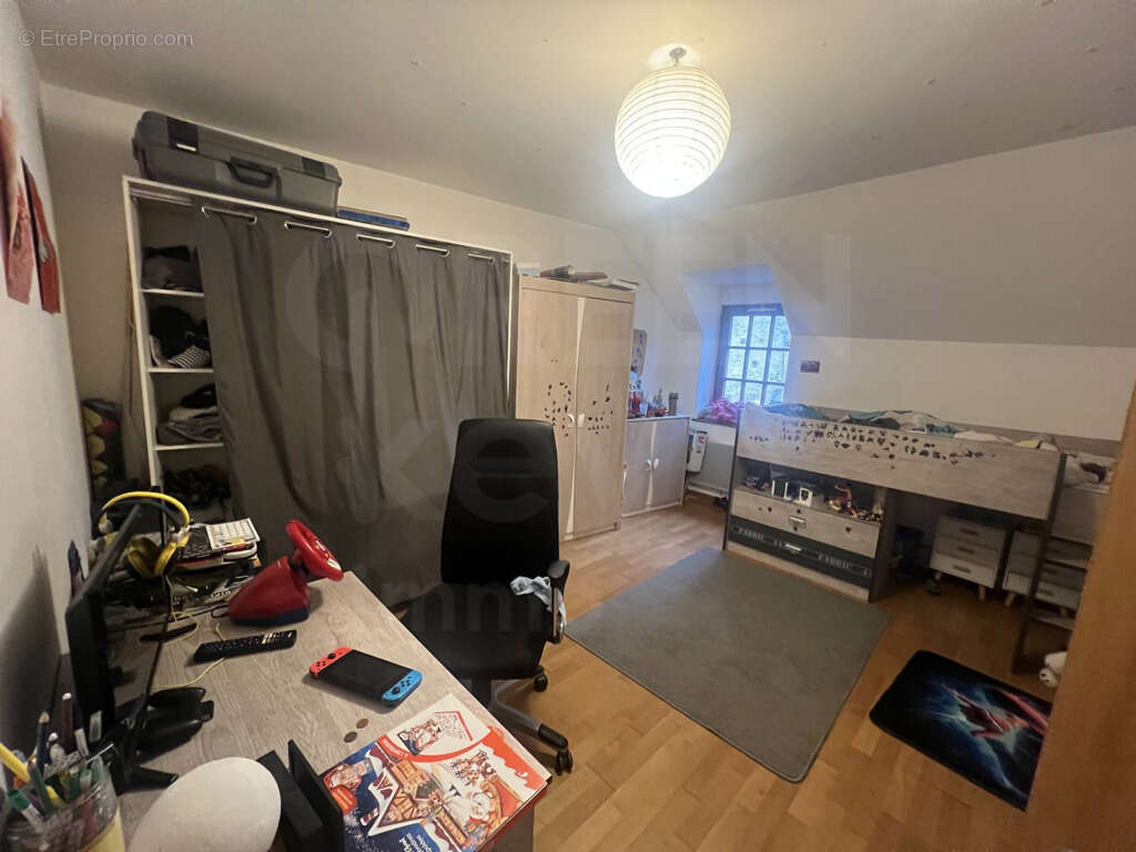 Maison à SOUGERES-EN-PUISAYE