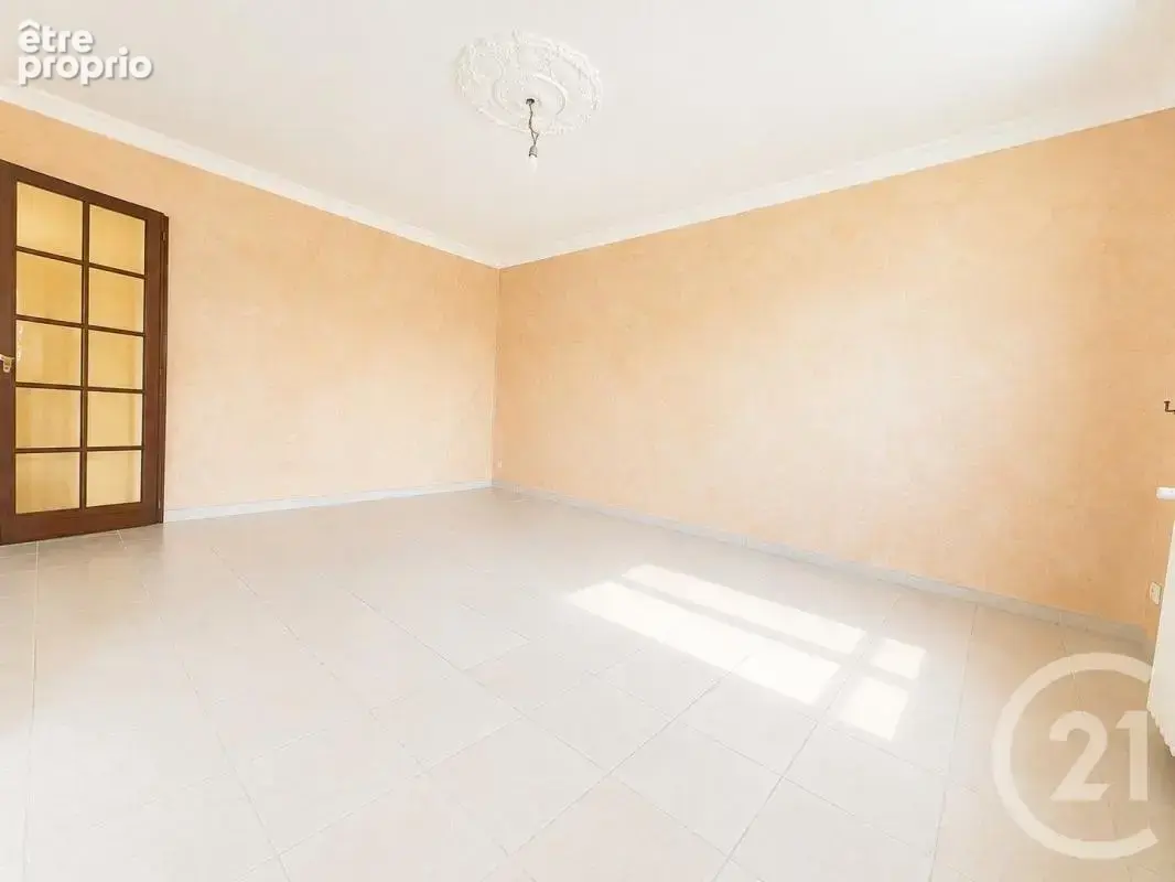 Maison 5 pièces 137 m² à vendre à Panazol (87350) - photo 7