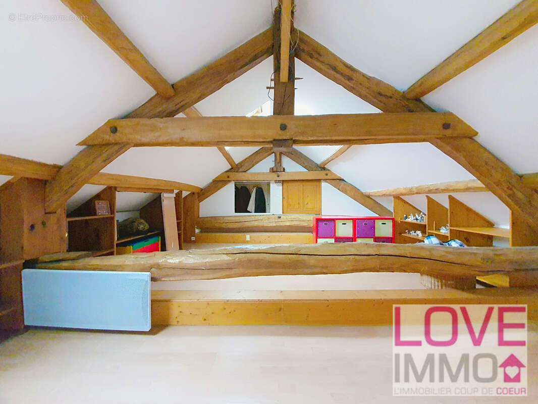 Maison à BOURGOIN-JALLIEU