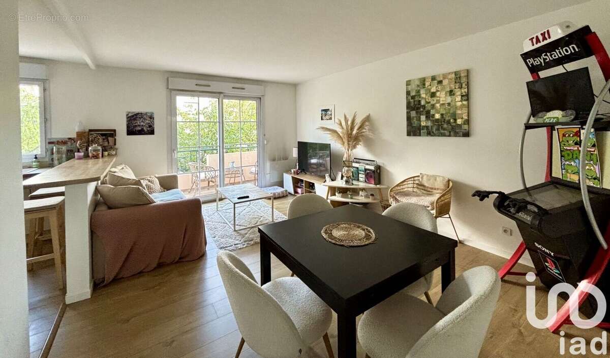 Photo 2 - Appartement à CLAYE-SOUILLY