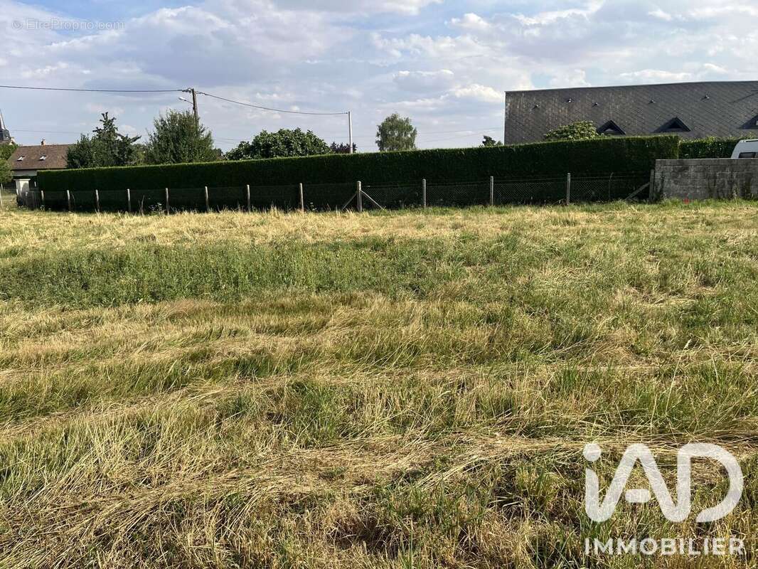Terrain 904 m² à Villez-Sur-Le-Neubourg  - photo 3
