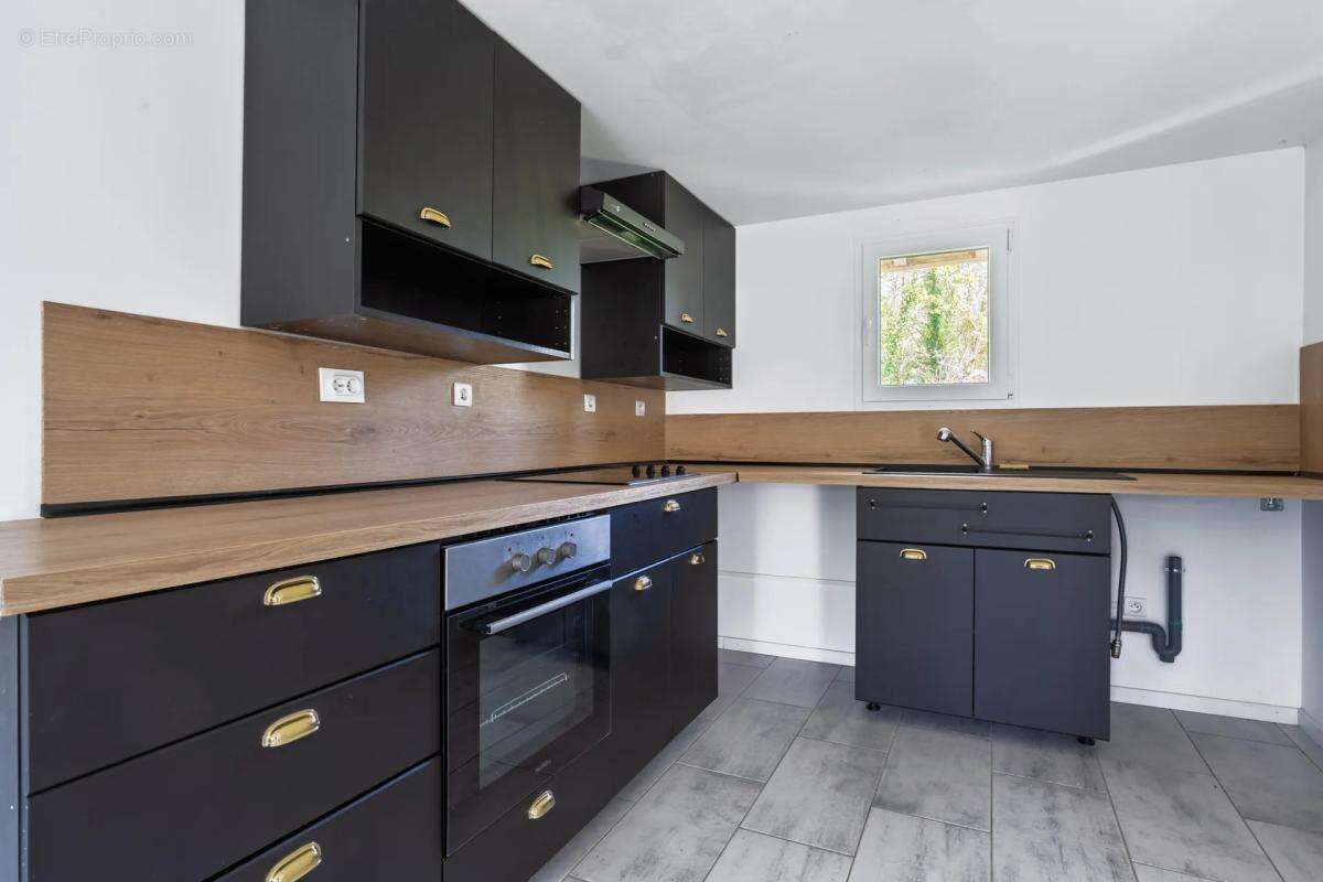 Maison à SOISY-SUR-SEINE