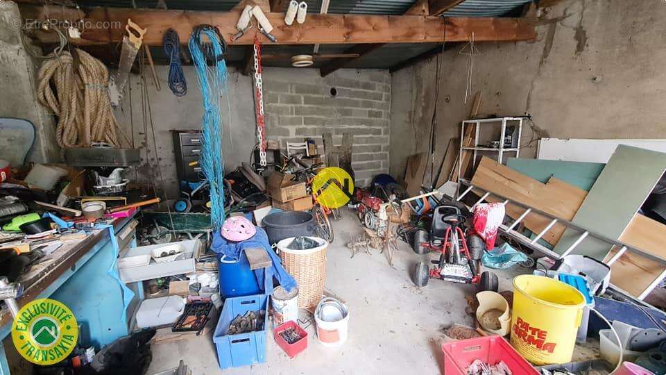 Maison à LES AIX-D&#039;ANGILLON