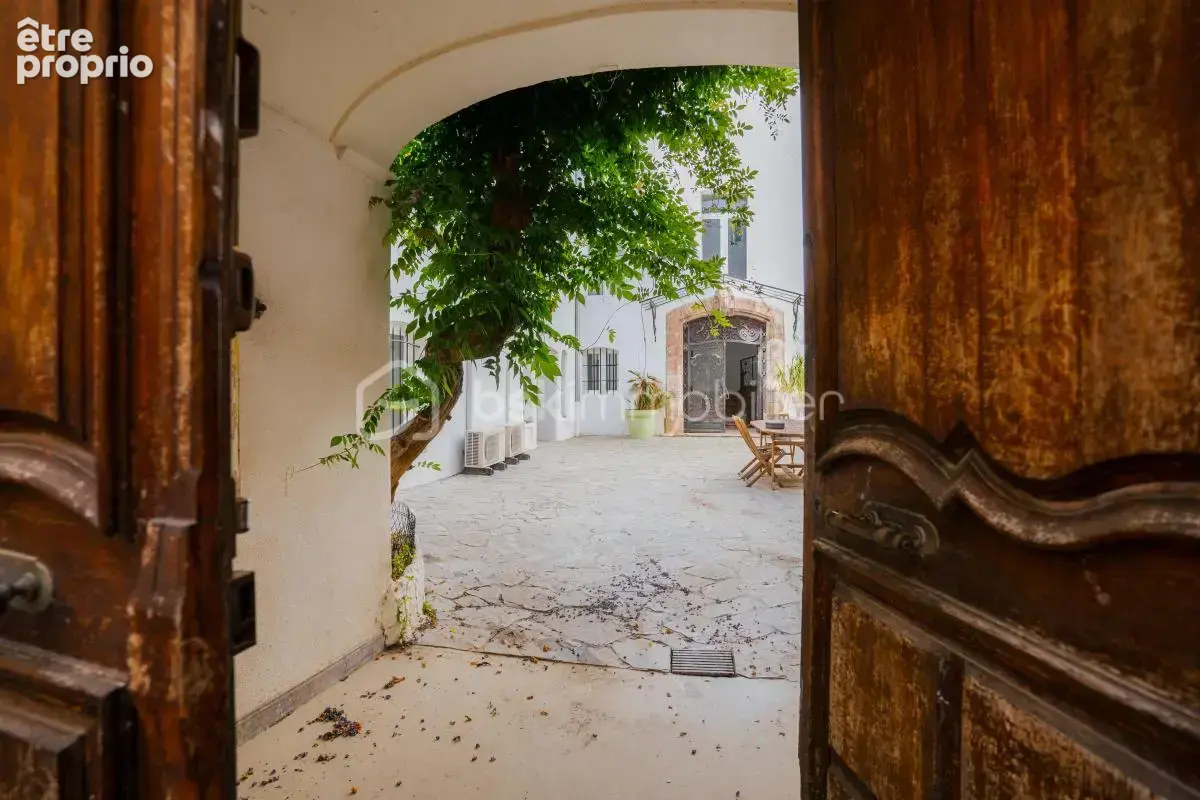 À 20 min de Perpignan, grande demeure rénovée avec patio et potentiel locatif – Bien rare sur le marché - photo 5