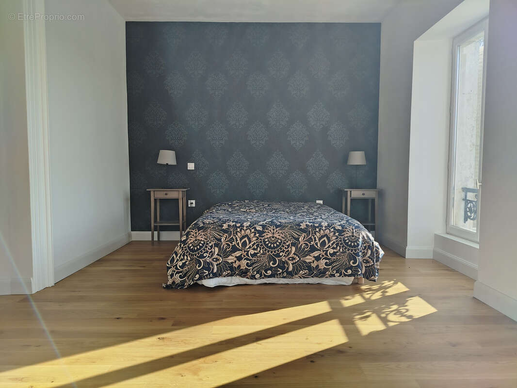 Maison à CHAMPS-SUR-YONNE