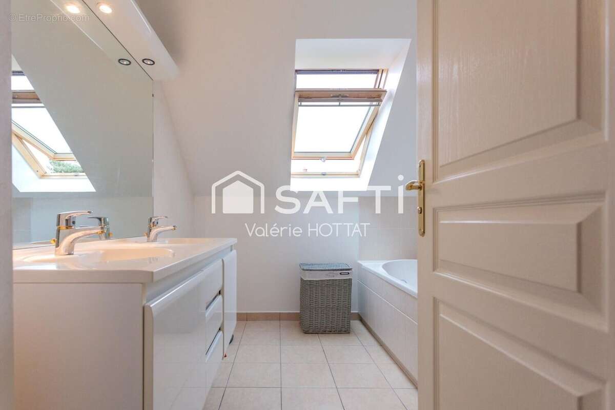 Photo 8 - Maison à CHAMBOURCY