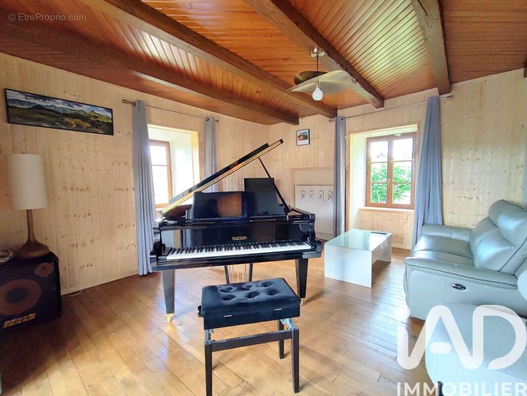 Maison 87 m² à Sansac-Veinazes  - photo 8