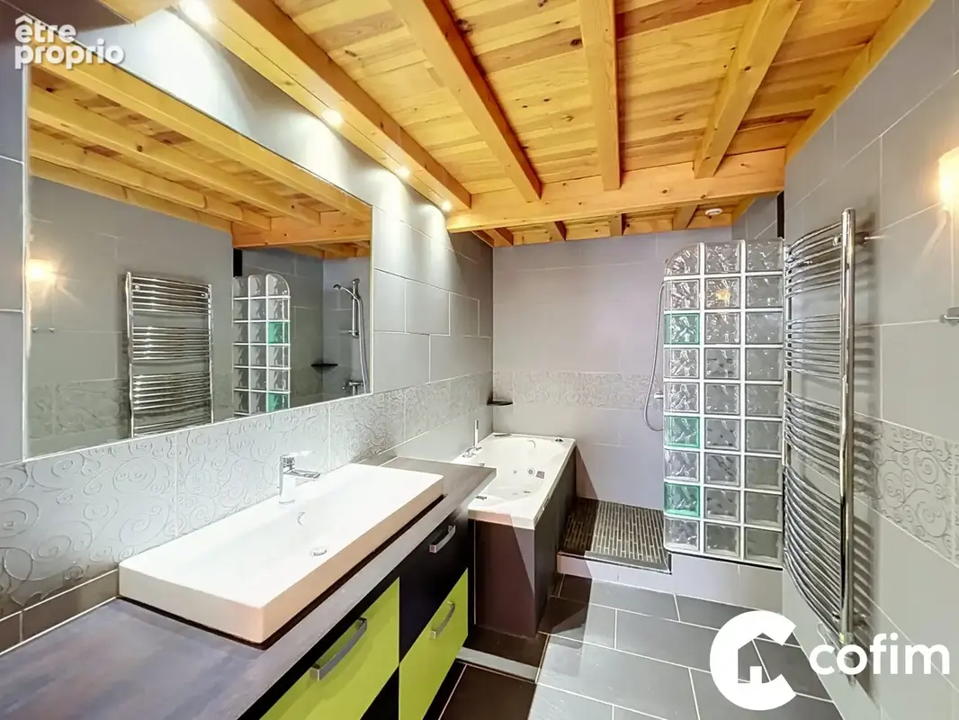 Appartement 5 pièces 120 m² à vendre à Tarbes (65000) - photo 7