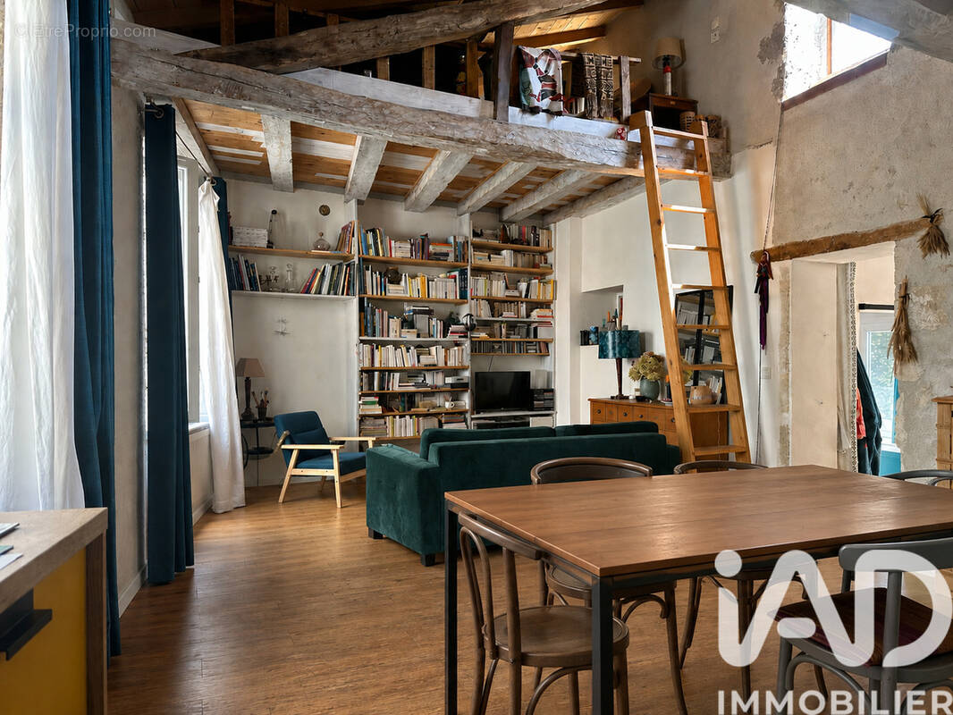 Photo 1 - Maison à POUDENAS