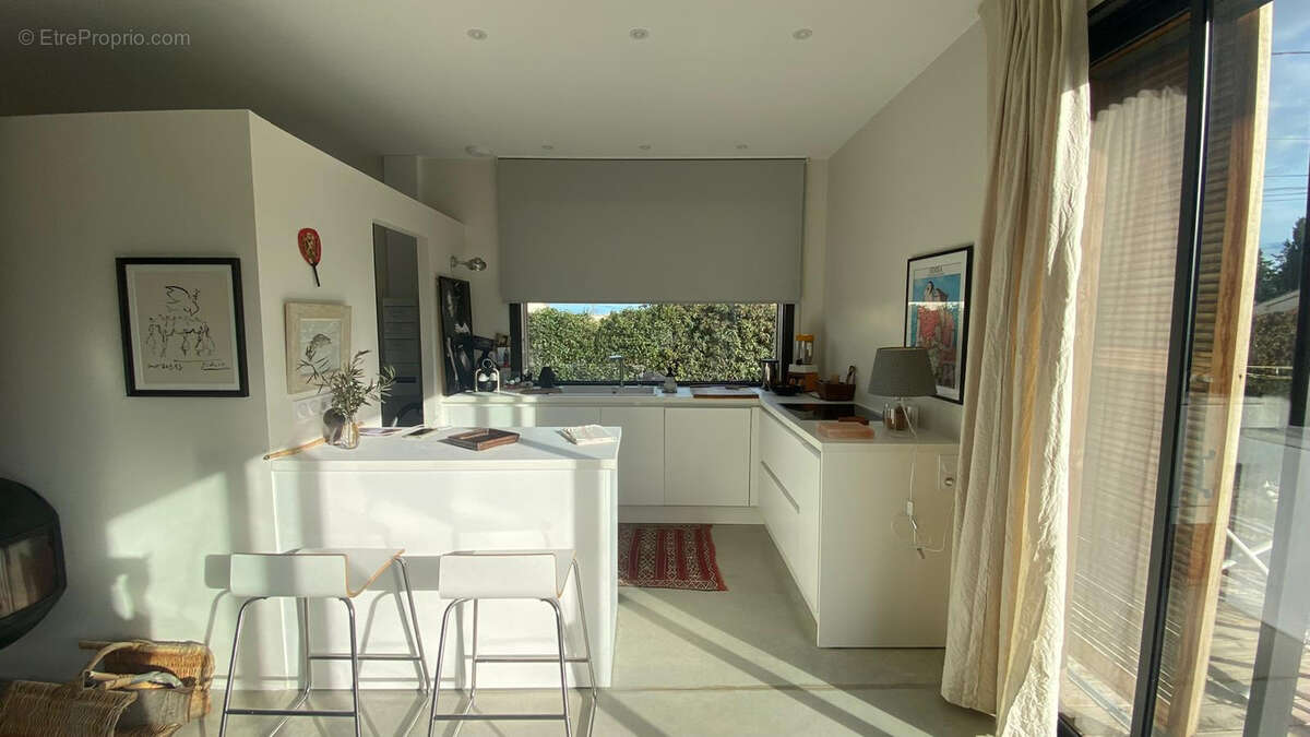 Maison à PARAZA