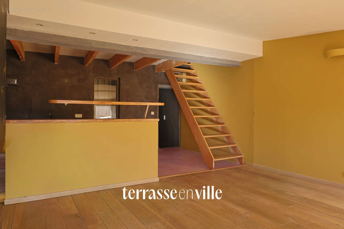 Appartement à AIX-EN-PROVENCE