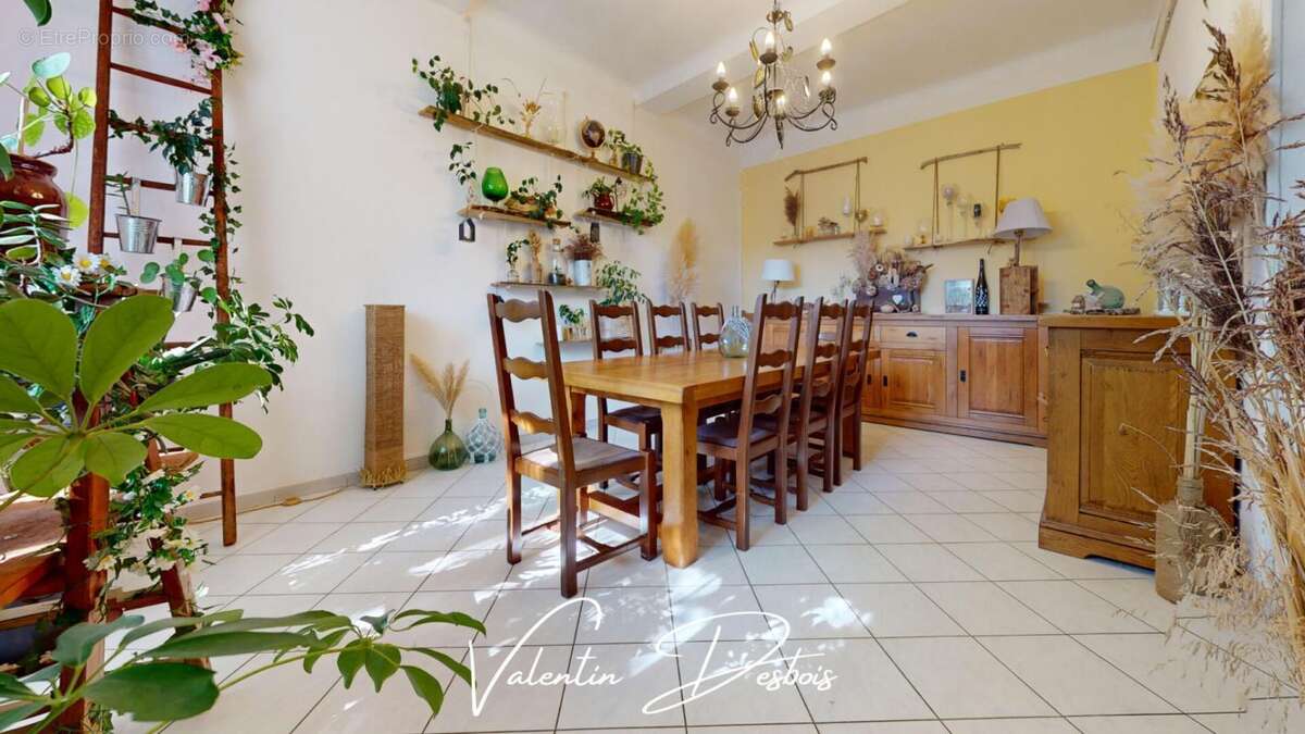 Maison à CAUNES-MINERVOIS