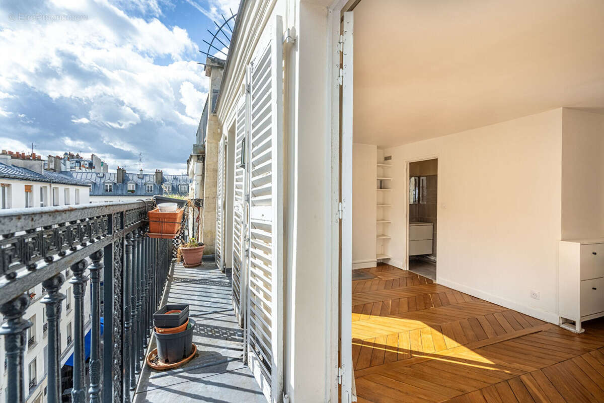 Appartement à PARIS-11E