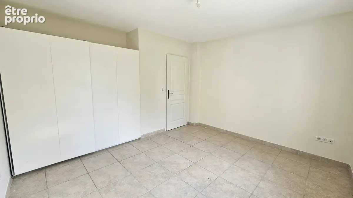 Maison Garrigues de Venasque 107 m2 avec jardin - photo 8