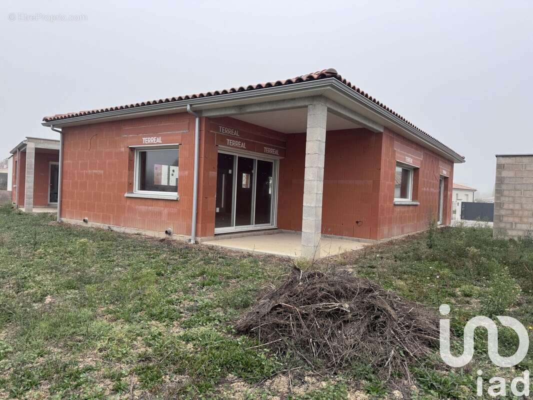 Photo 8 - Maison à MONTBETON