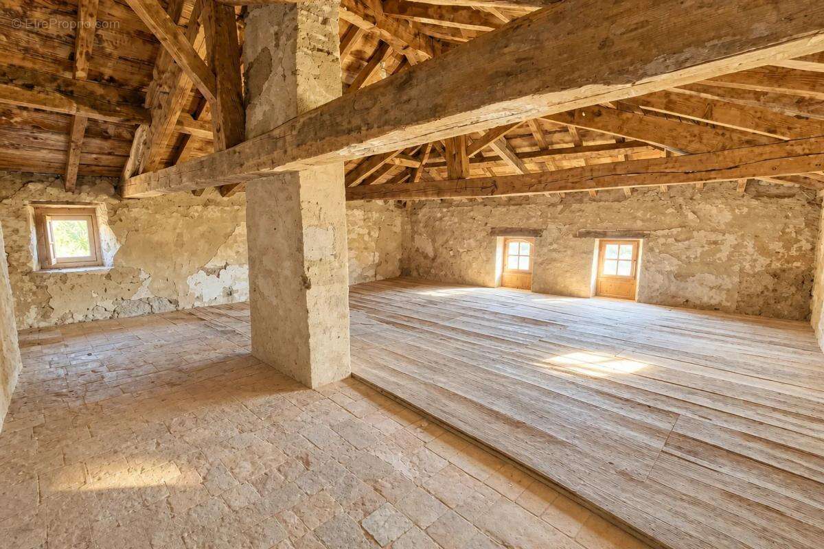Grande maison familiale de 207 m² avec jardin – Les Brouzils - photo 4