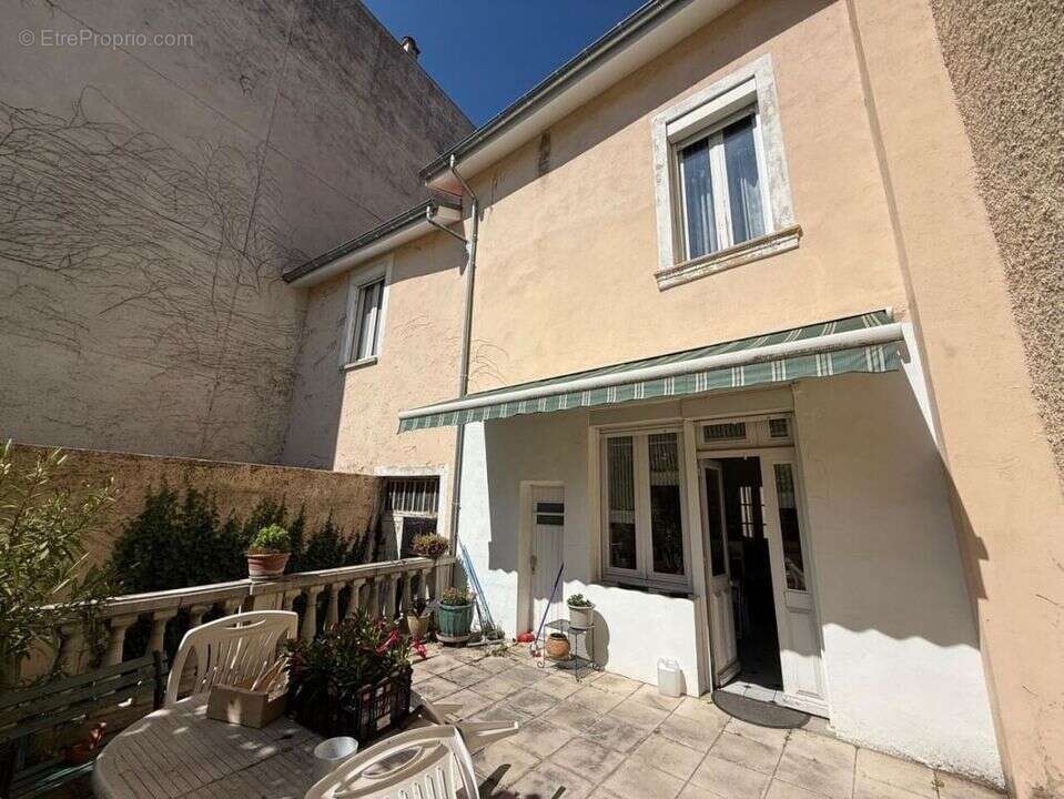 Maison à ROMANS-SUR-ISERE