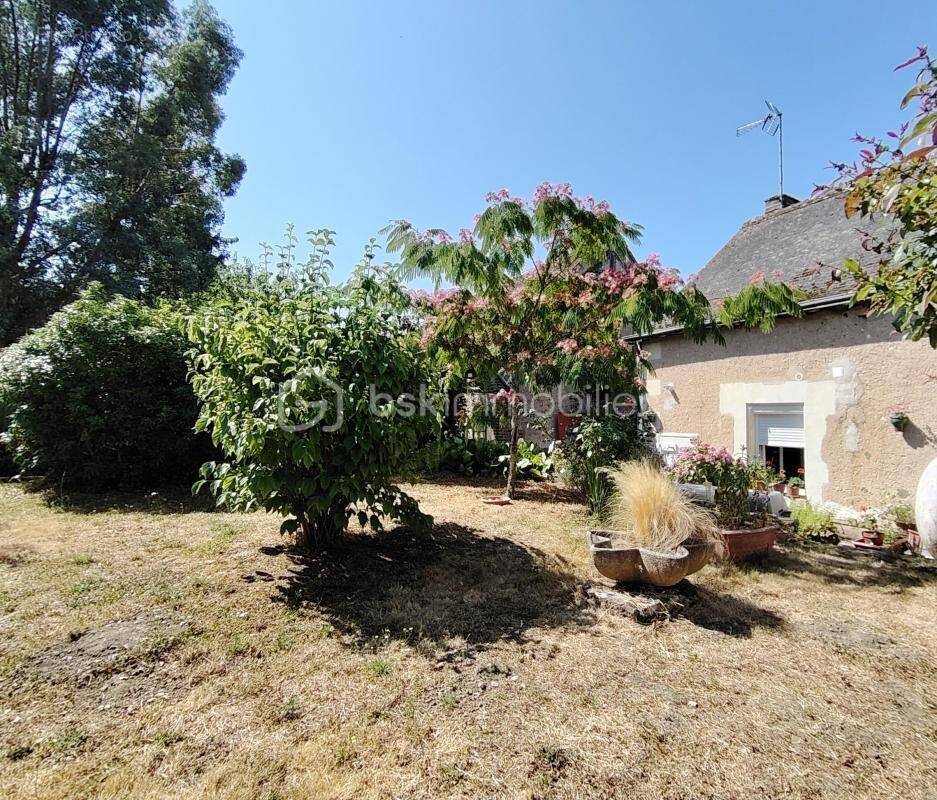 Maison à NEUVILLE-SUR-BRENNE