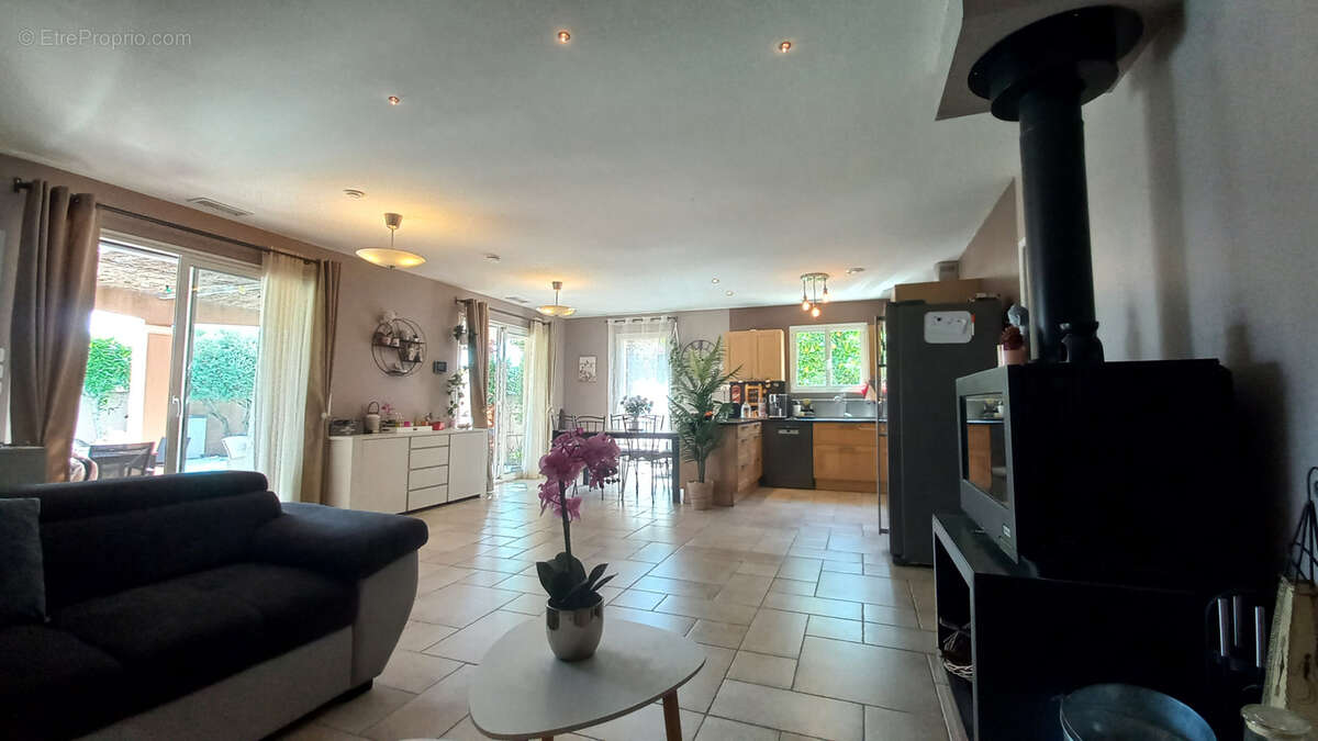Maison à SERIGNAN