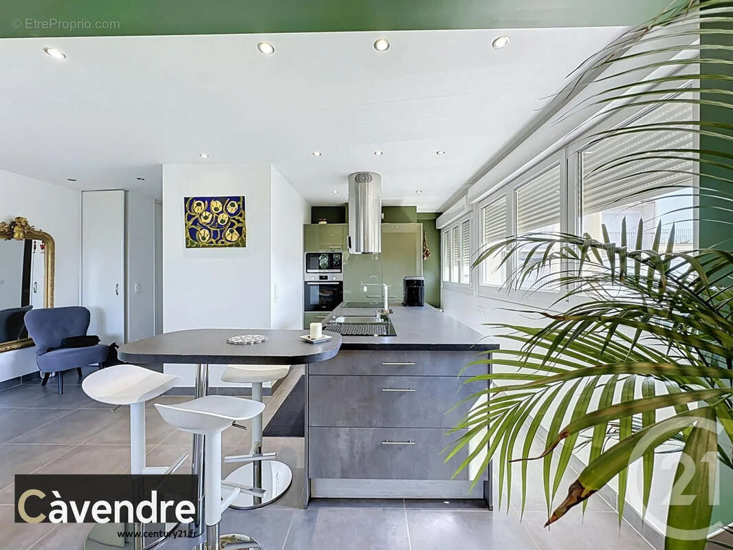 Appartement 101 m² à Avignon  - photo 4