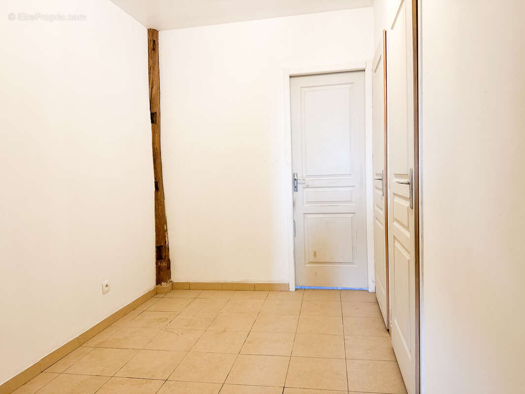 Maison à CHAMPAGNOLLES