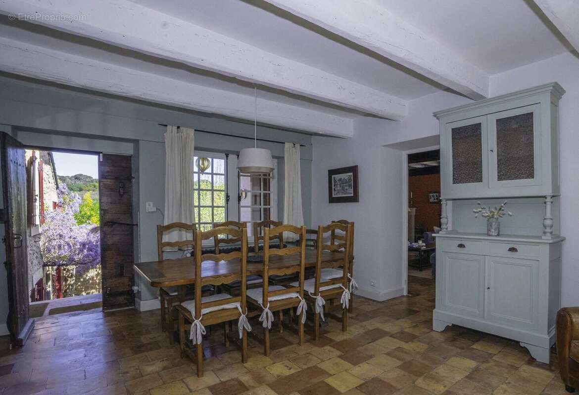 Maison à SAINT-MARTIN-D'ARDECHE