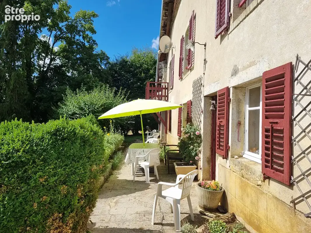 FERME COMTOISE - 300m²  - Pays De Montbenoit - photo 4