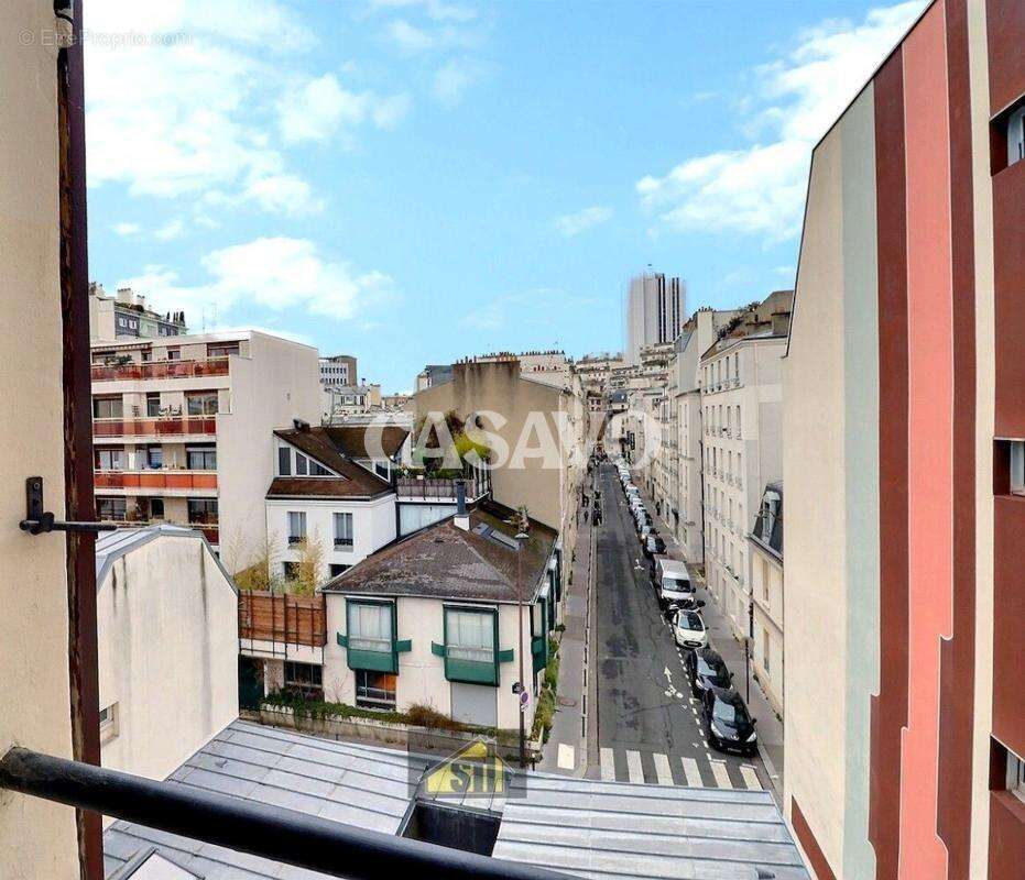 Appartement à PARIS-14E